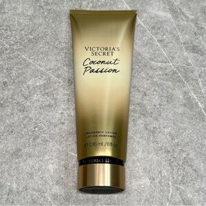 Victoria’s Secret Coconut Passion Fragrance Lotion